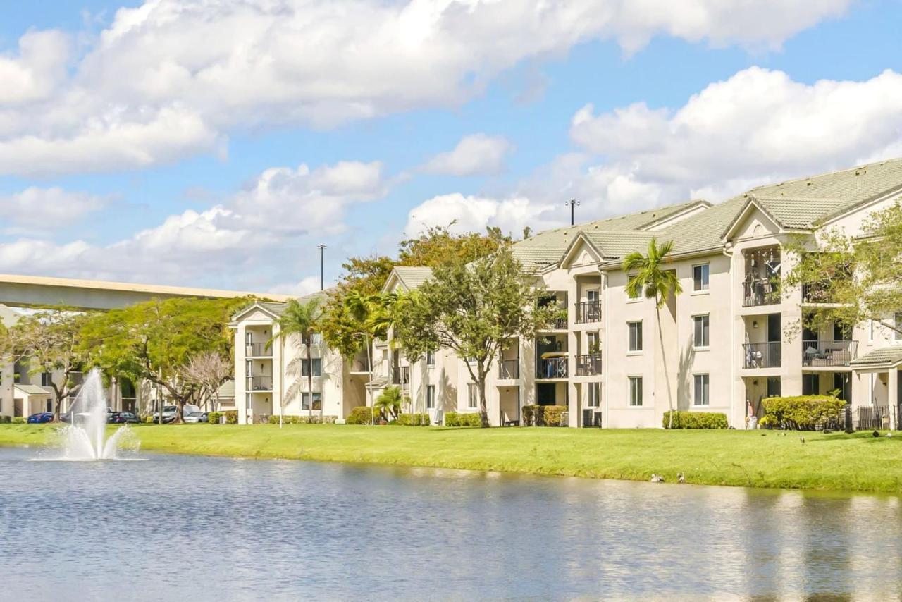 Stunning Centrally Located Apartments At New River Cove In South Florida Fort Lauderdale Zewnętrze zdjęcie